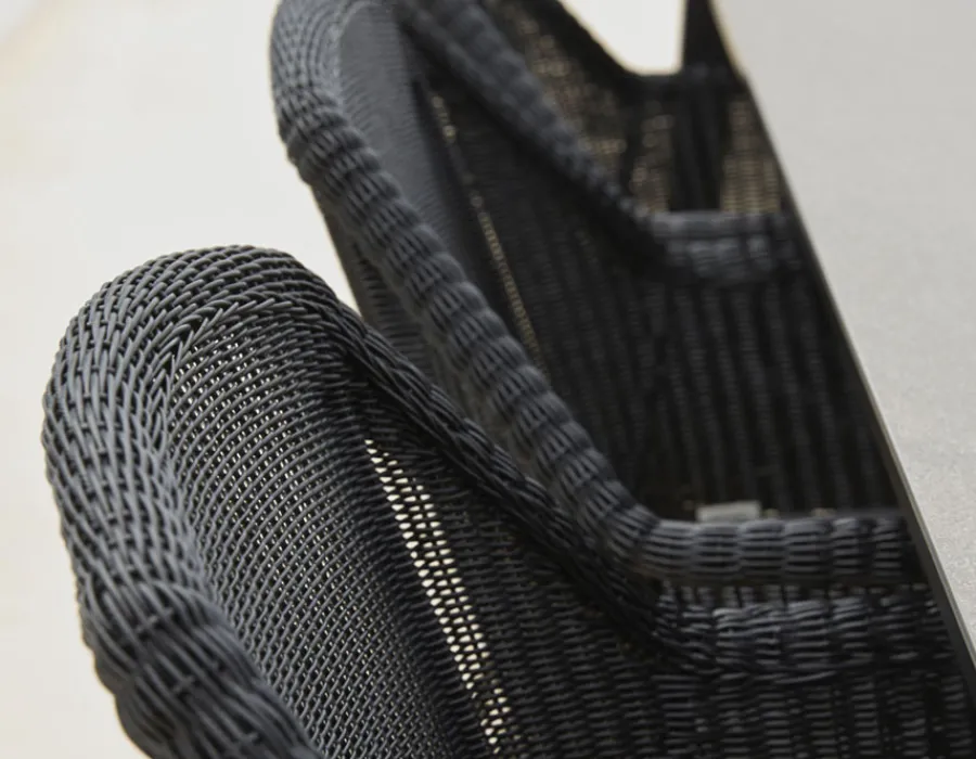 Havemøbelland Cane-line Breeze Stabelstol m/armlæn - Black