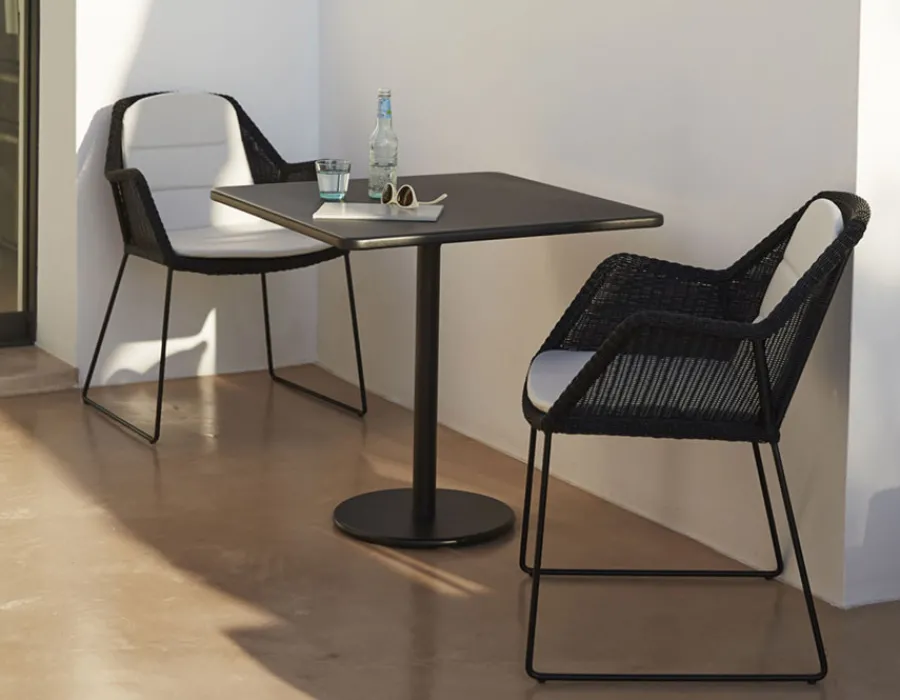 Havemøbelland Cane-line Breeze Stol m/armlæn - Black