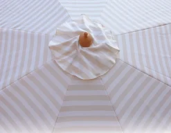 Havemøbelland Signe Parasol Ø 2,5 meter m/tilt - Hvid/Beige Stribet